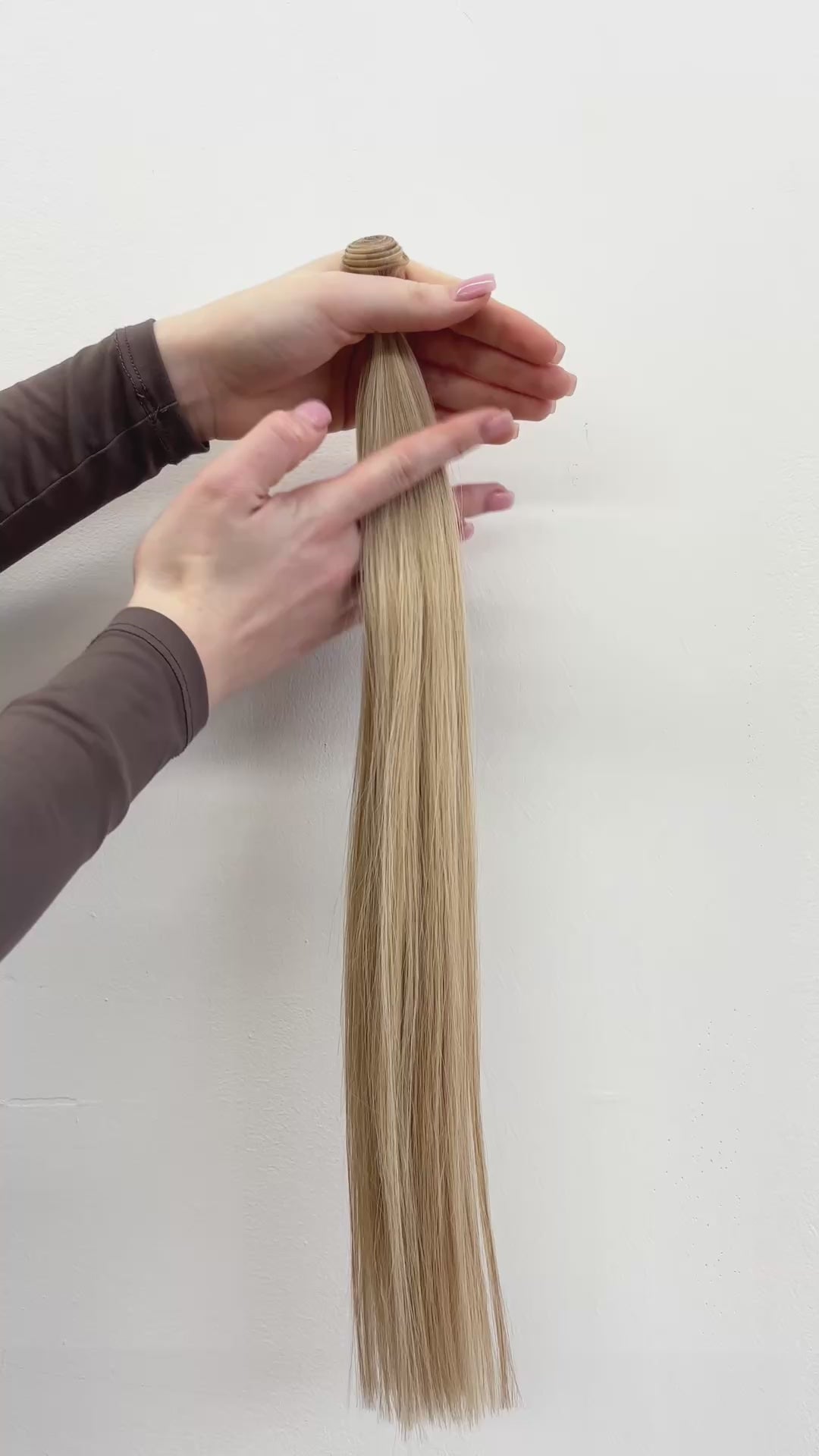 Secret Weft: Highlighted #12/60