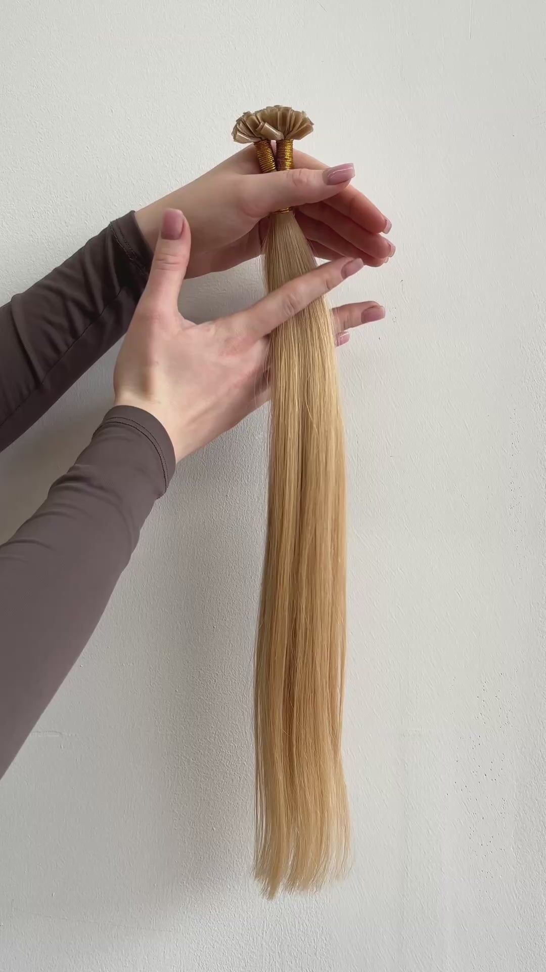 Seamless Clip-In Extension: Sandy Blonde #14